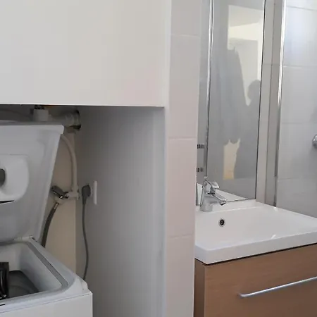 - Petite Climatisee - 6 Pers - 250m De La Marseillan (Herault)